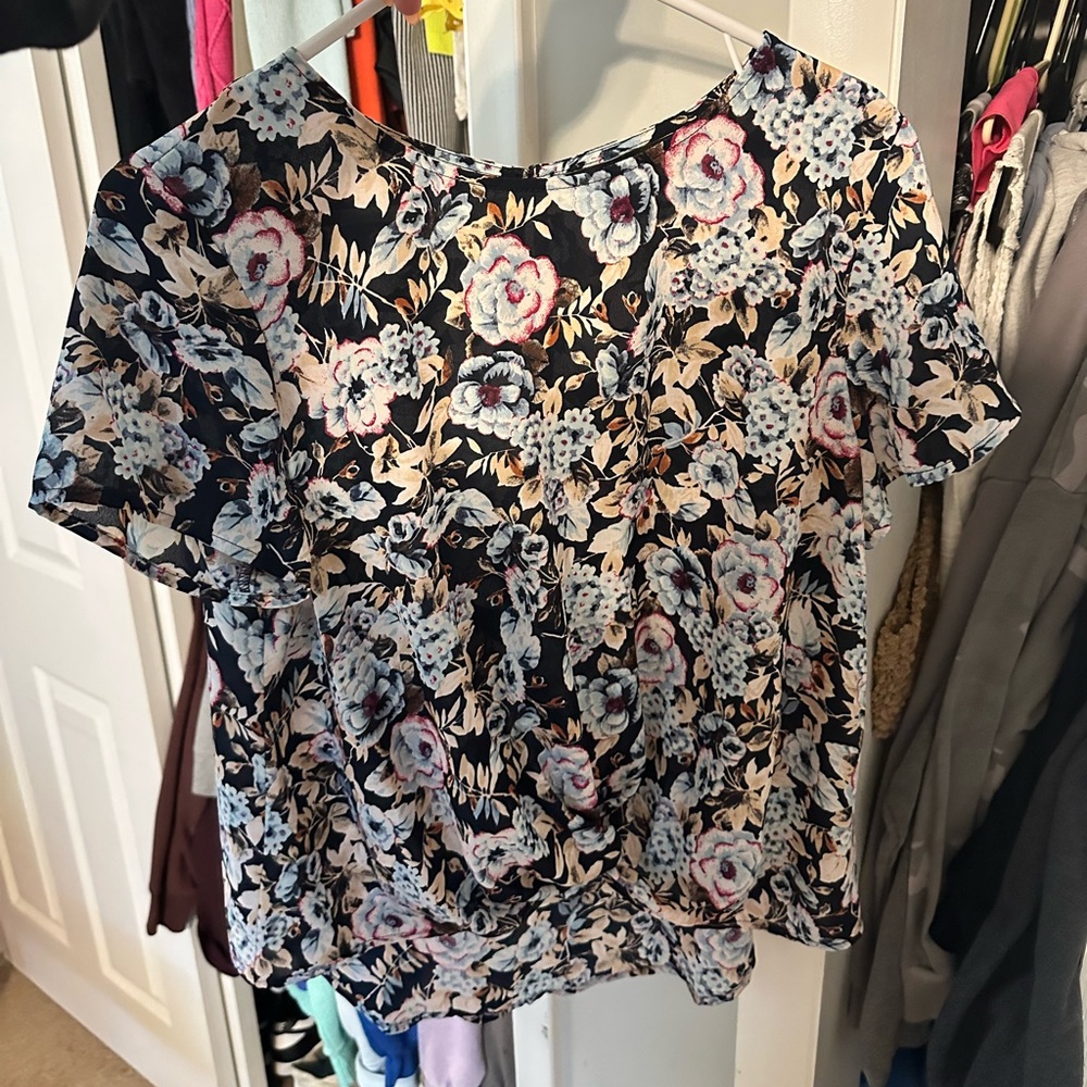 floral blouse